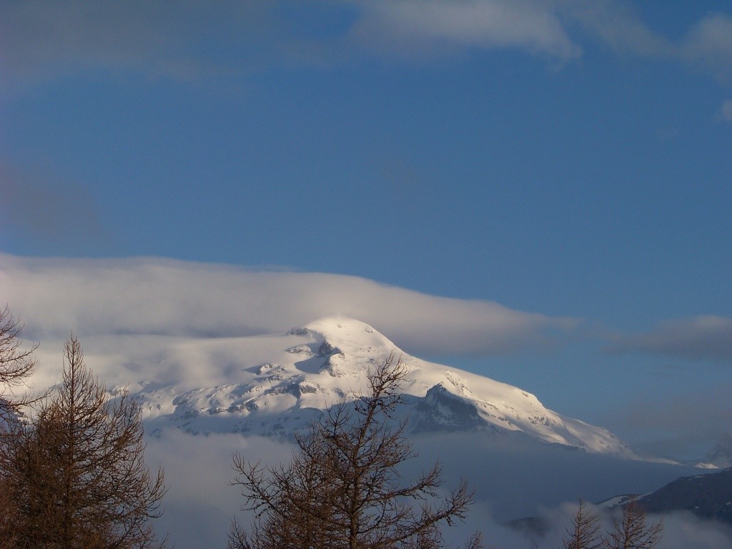 Nuage lenticulaire sur Chasseforet.