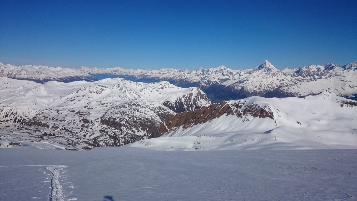 Tutto il Vallese davanti