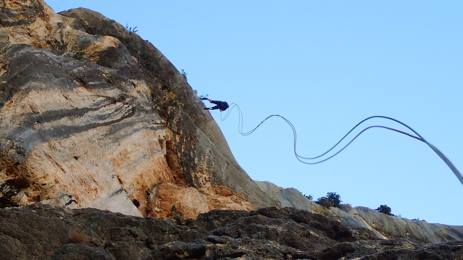 Second rappel en fil d'araignée