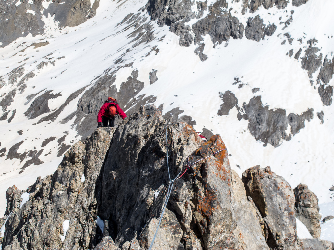 Sur l'arête