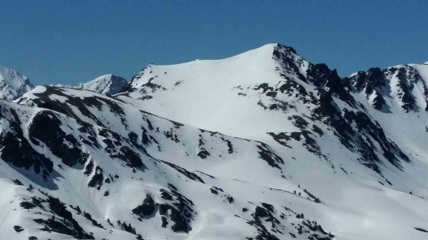 Pic de Gourguet et sa pale bien enneigée