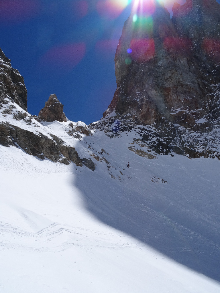 La casse deserte en très bonne condition (versant W)