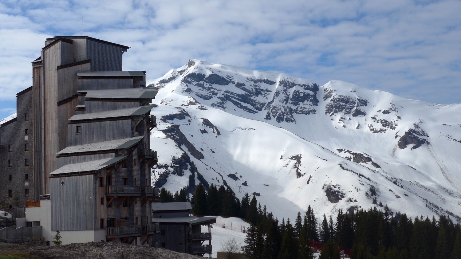 aux loges premières