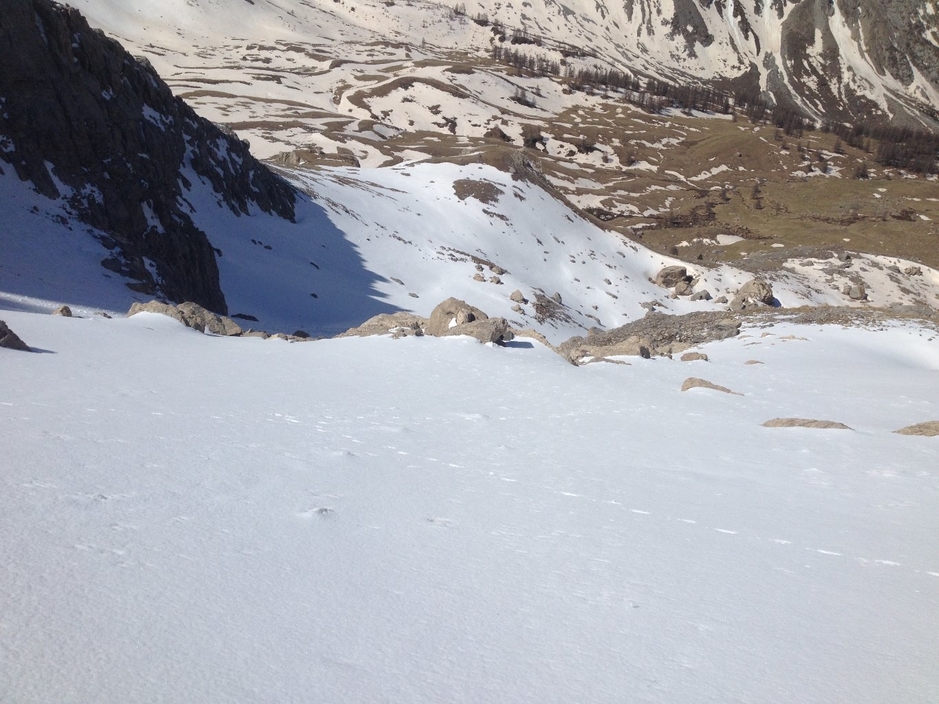 Regard arrière sur le couloir inférieur.