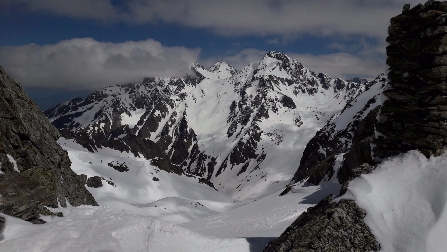 Du Col de la Combe Madame, vers le N
