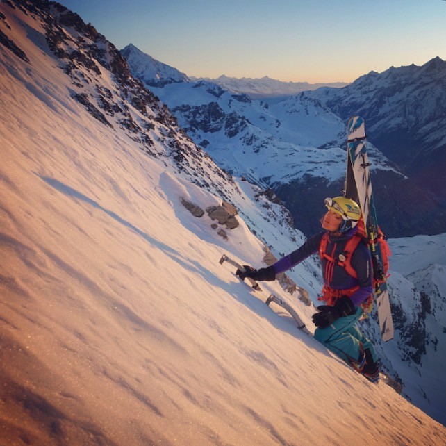 Lever de soleil sur la face Est CP Giulia Monego