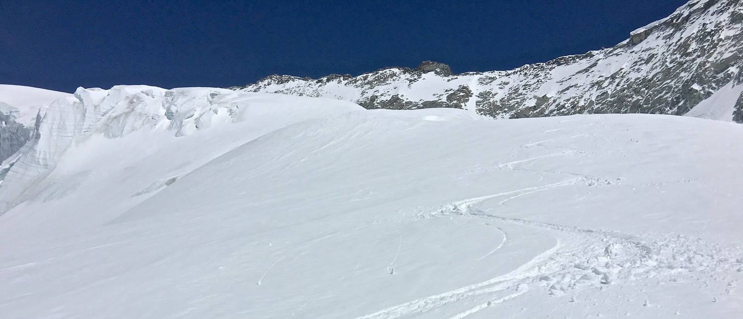 Cheilon, env 3450m, très bonnes neige, 21 mai 16