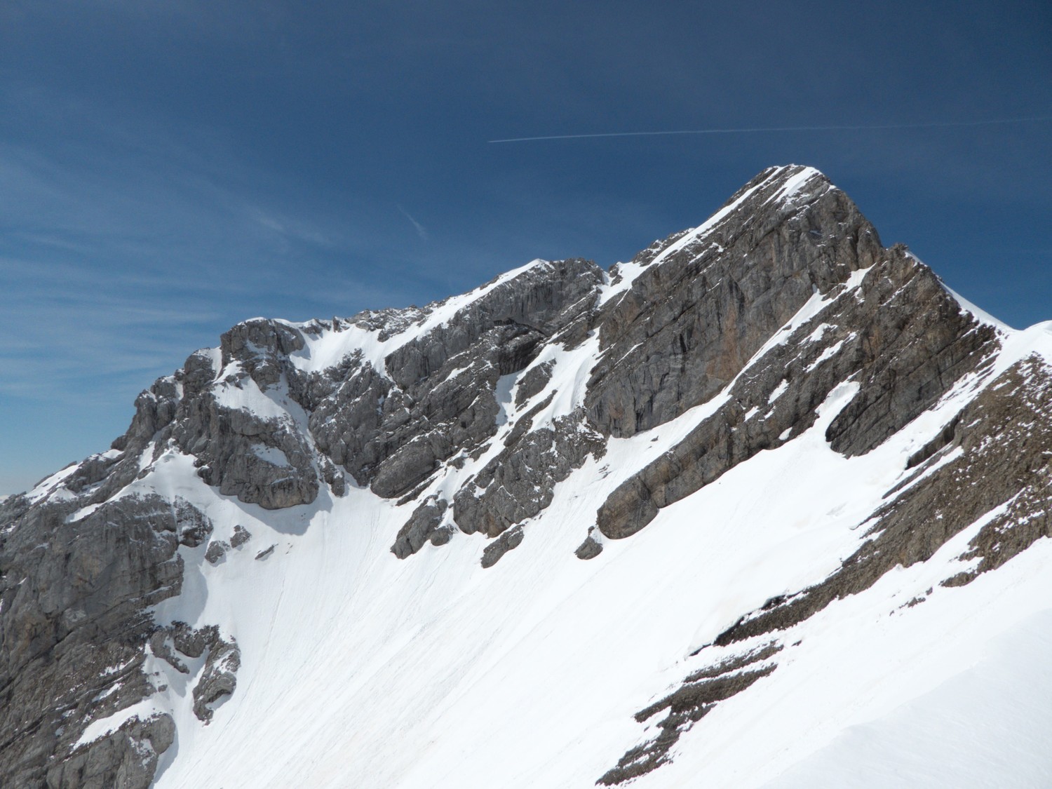 Le Jallouvre depuis le col du Rasoir