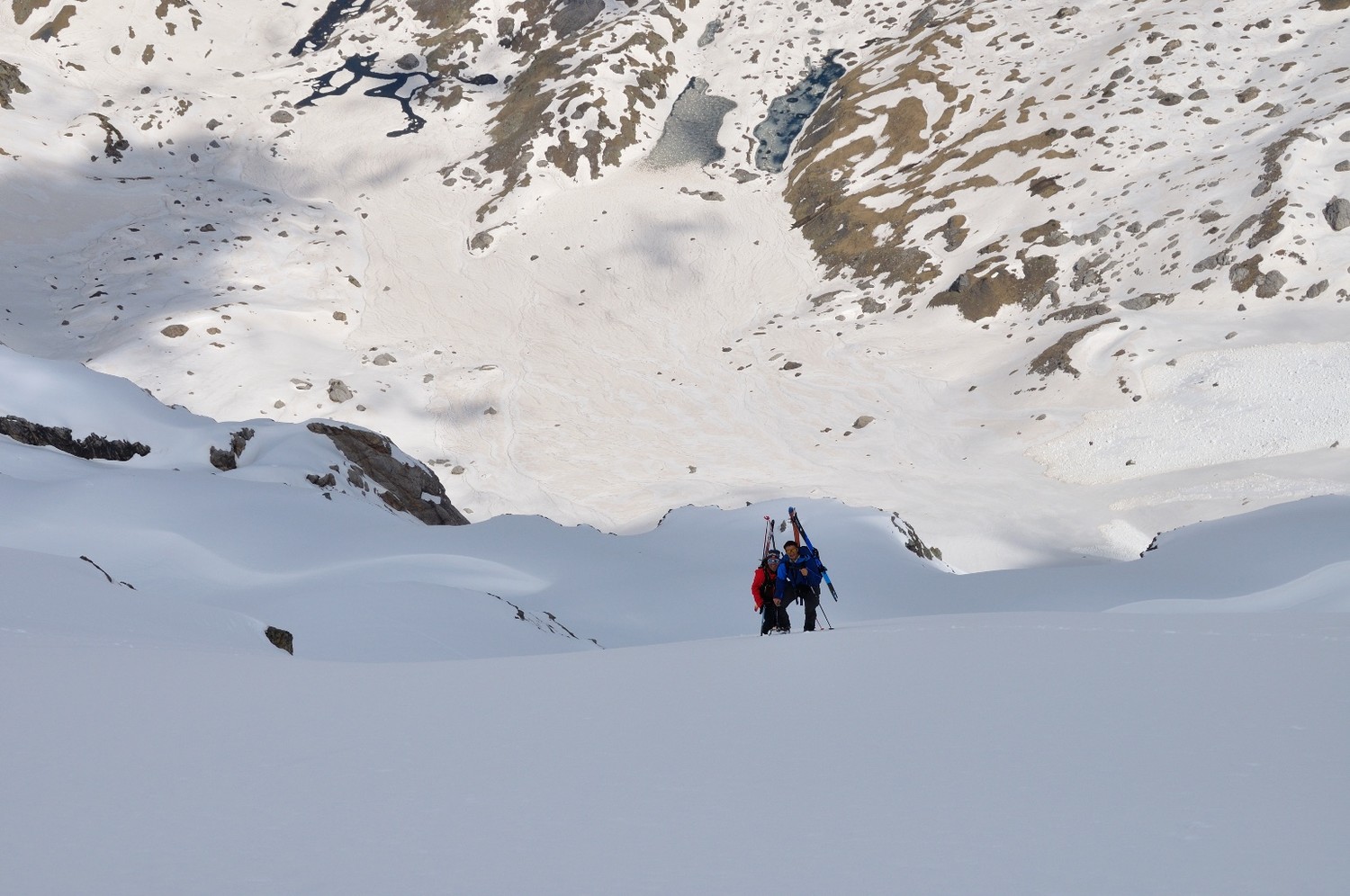 En haut de la face