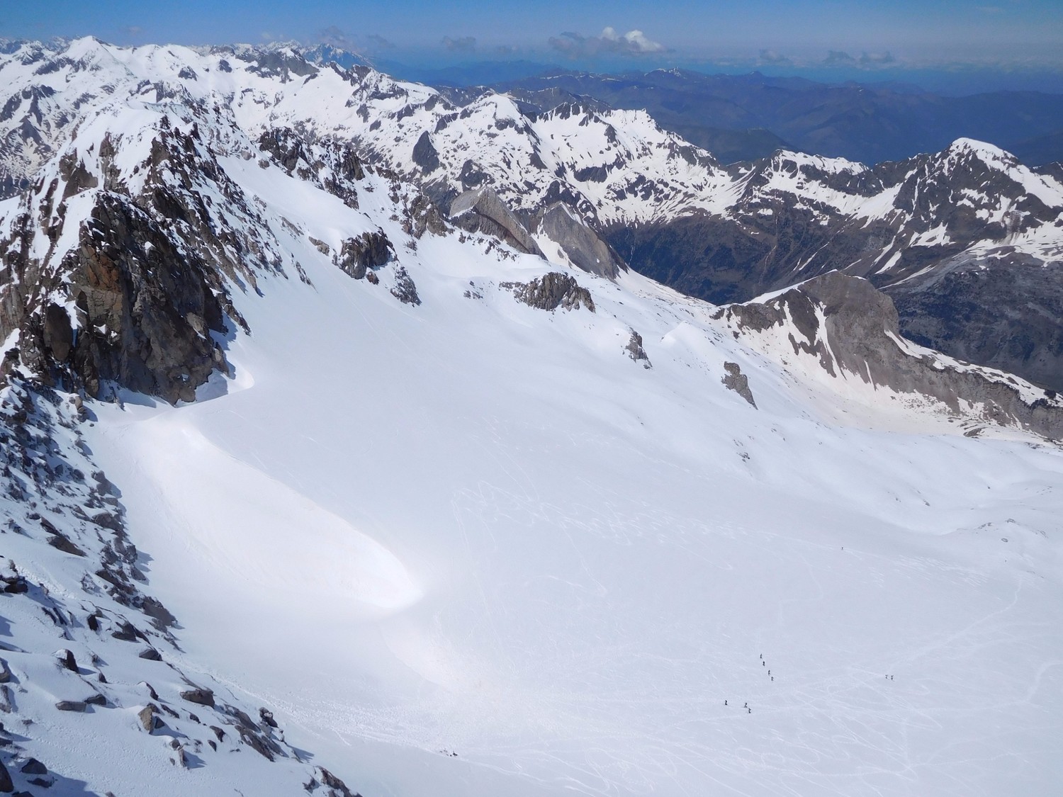 du sommet vue sur l'itinéraire de descente