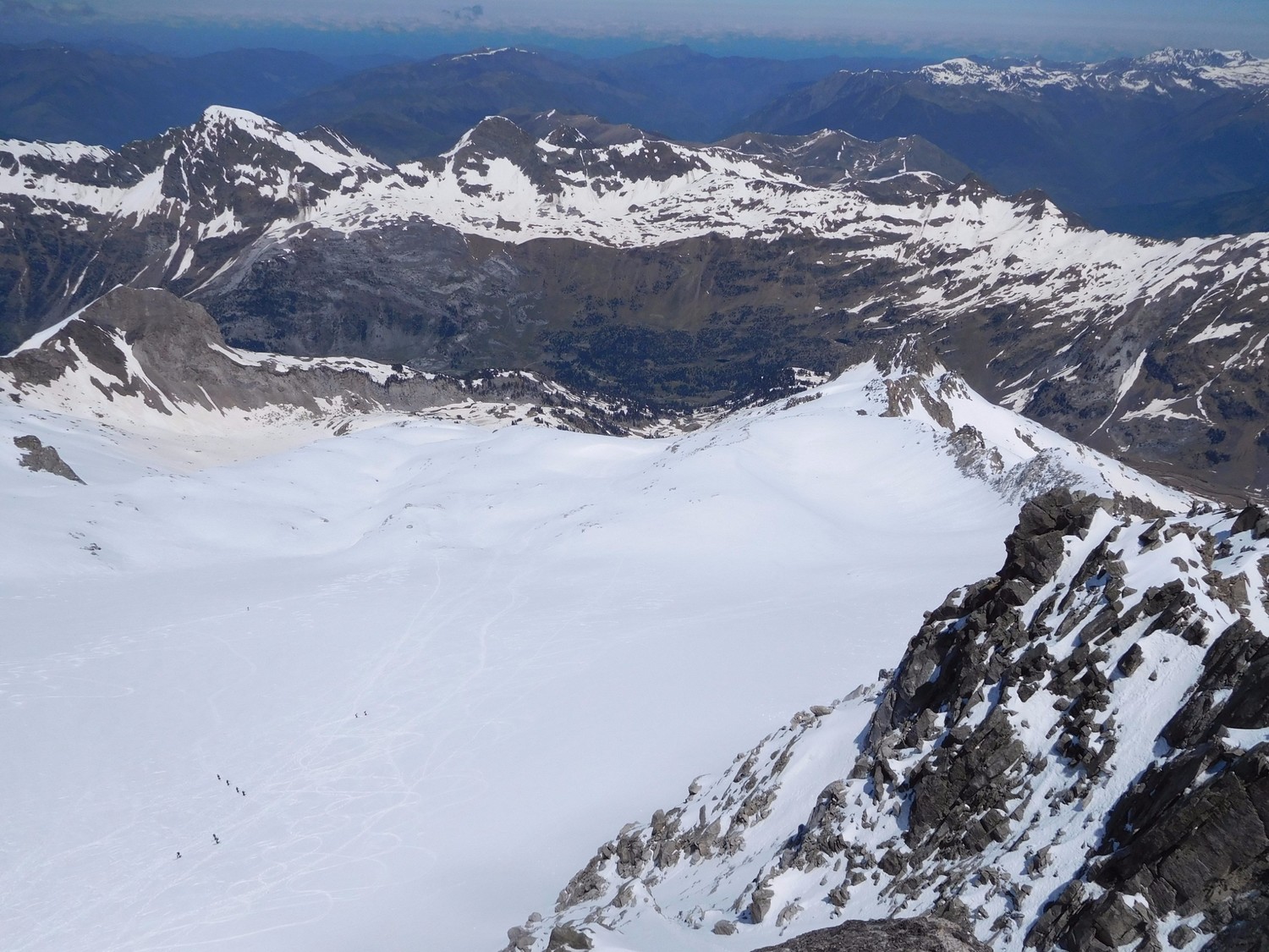 du sommet vue sur l'itinéraire de descente