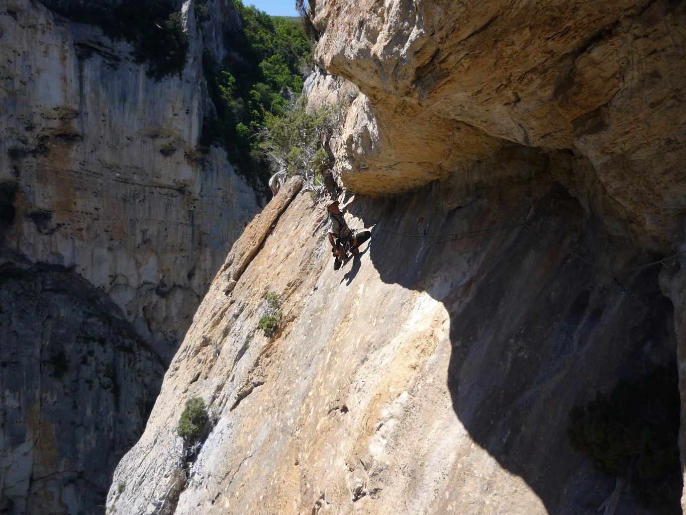 L8, 6b sympa à l'ombre!!