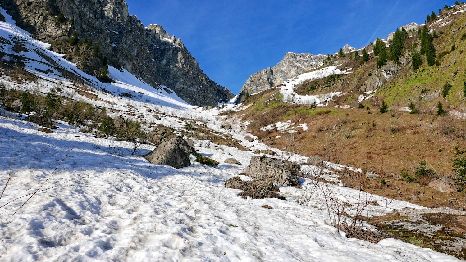 Chaussage à 1400m dans le vallon d'Ardens