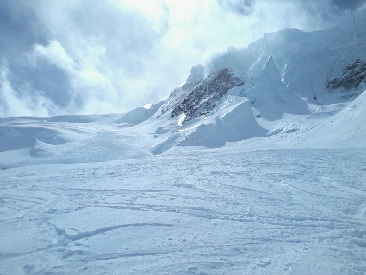 Depuis le plateau du déjeuner vers le corridor
