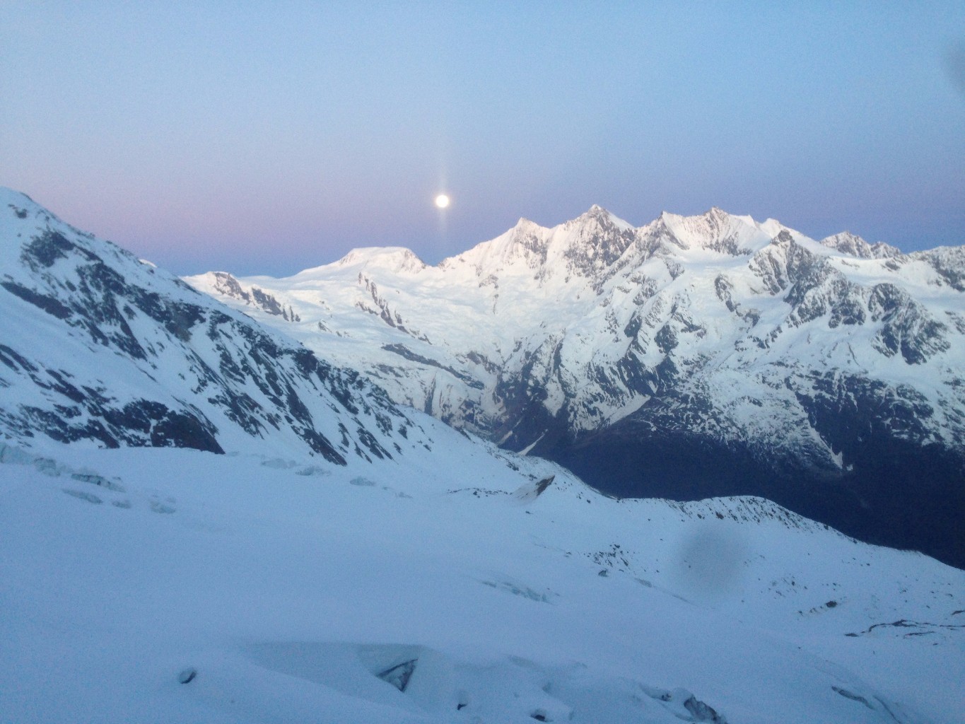 Lever de lune sur l"Allalinshorn