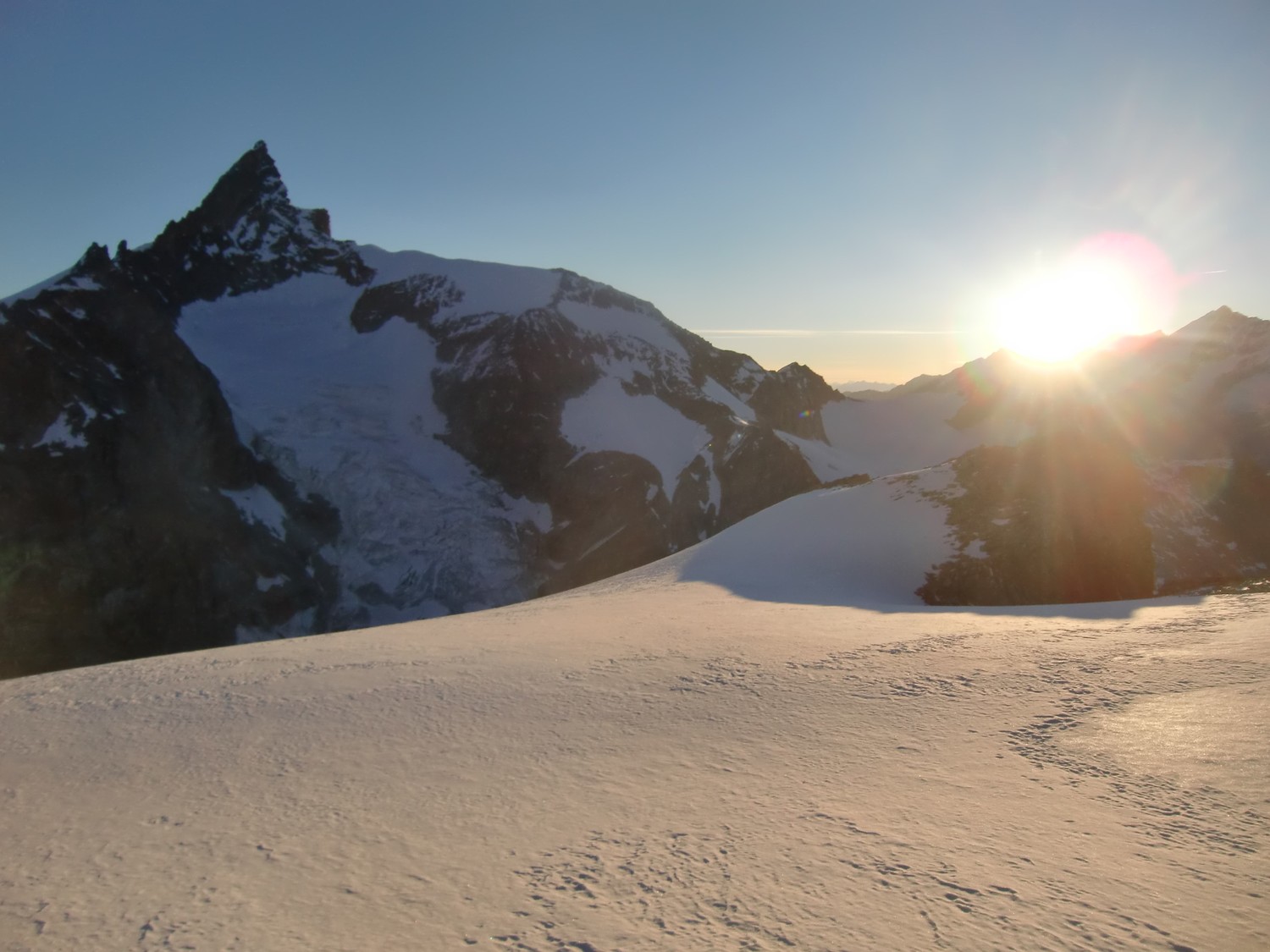 Levé du jour sur le Zinalrothorn