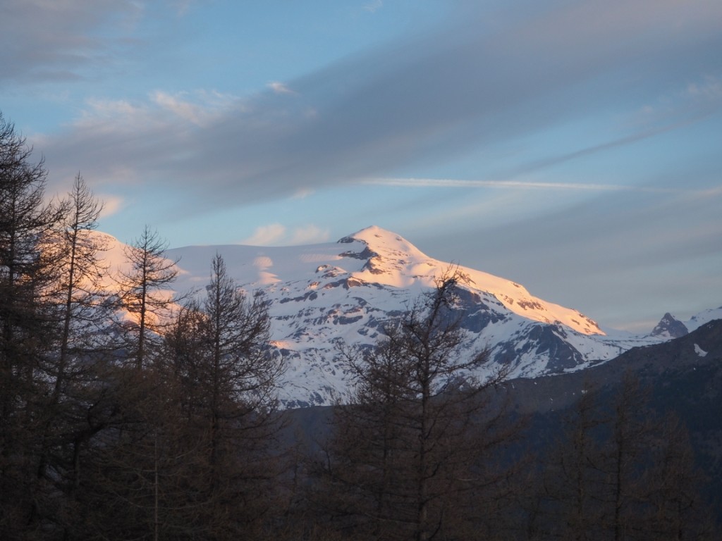 Levé du soleil sur Chasseforet.