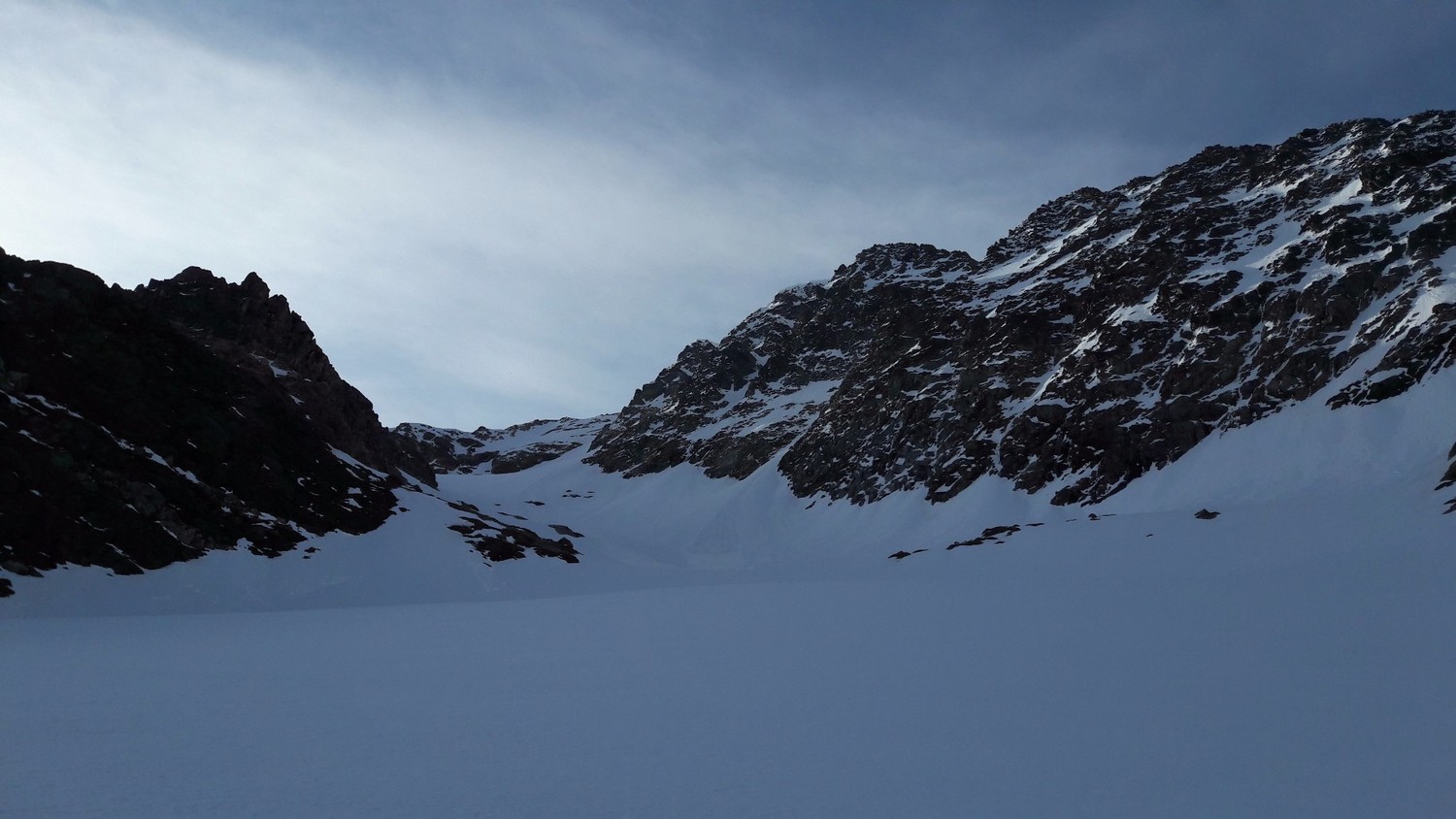 Montée austère vers le glacier de la Cochette
