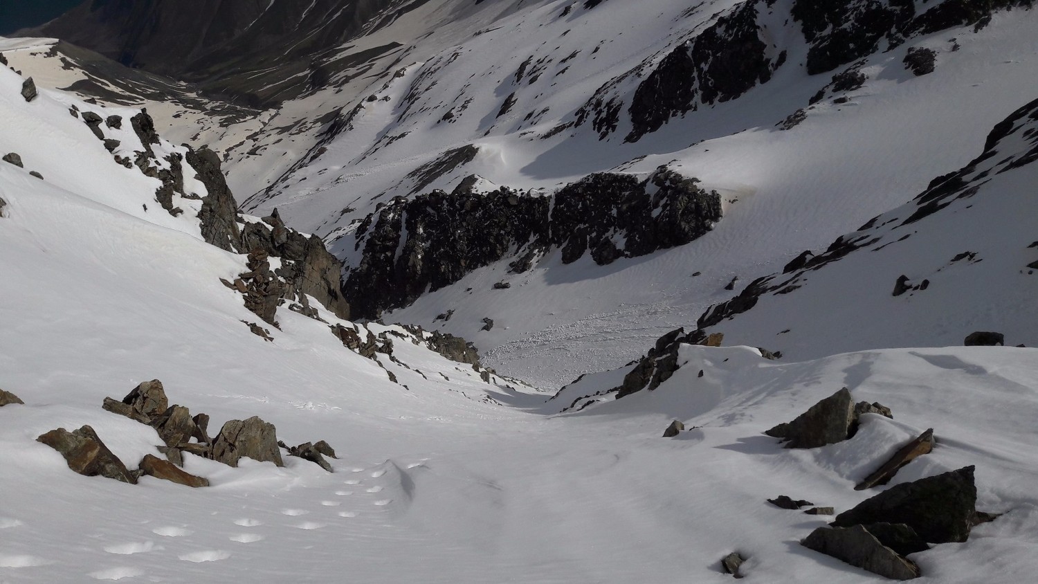 Le couloir NE occidental vu du col 3130m