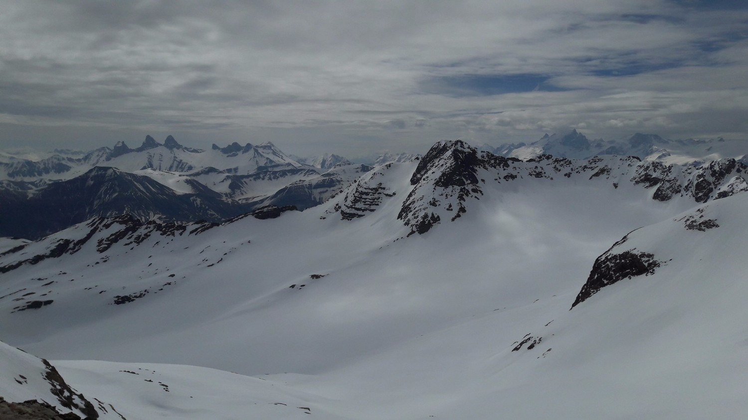 De la Brèche de la Cochette, vers le SE