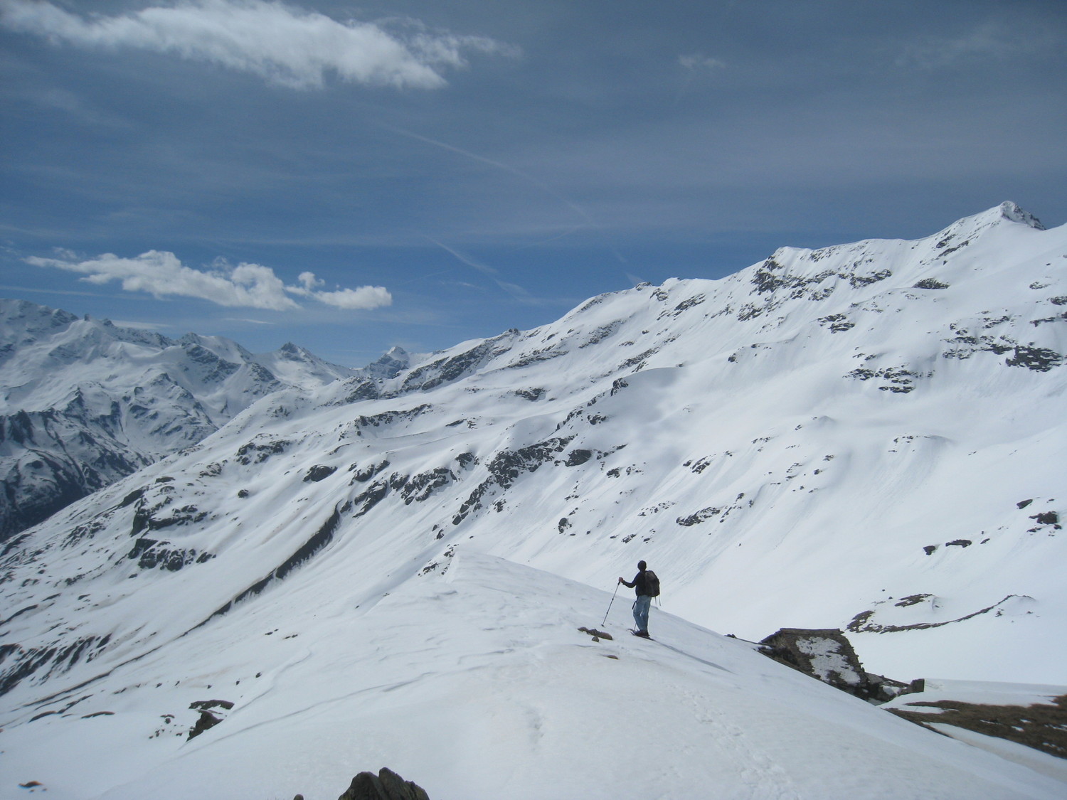 regard vers Archeboc-Armelume - au dessus du col du Mont