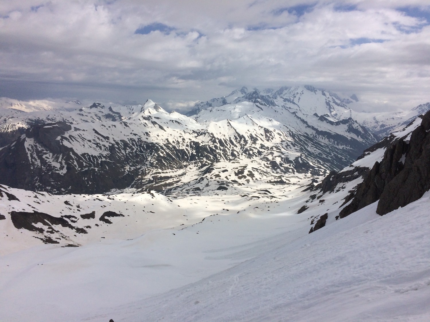 La combe de l'Arpire du col sous le sommet