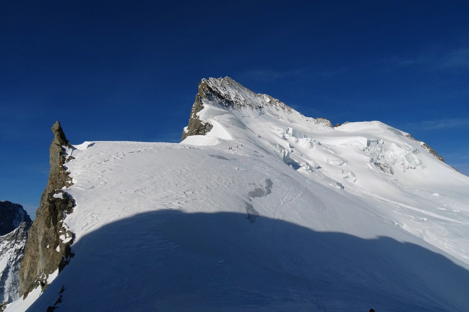 La Barre depuis la brèche des Écrins