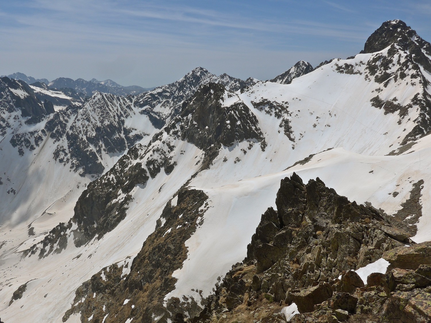 Vue sur le Brocan et a sa gauche mon prochain objectif, Guilié du Col Bastione.