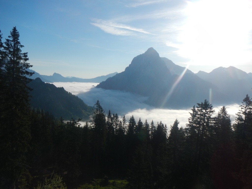 Vue sur le Grosser Ödstein et Hochtor depuis le refuge