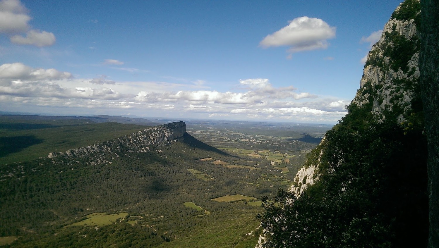 Vue sur l'Hortus