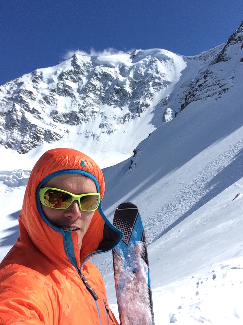 Devant le bivouac