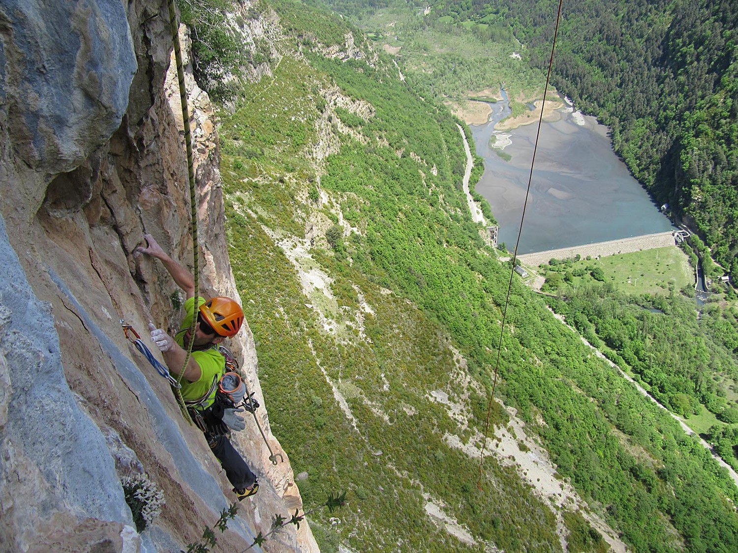 Le petit barrage du vallon de Plan(L5)