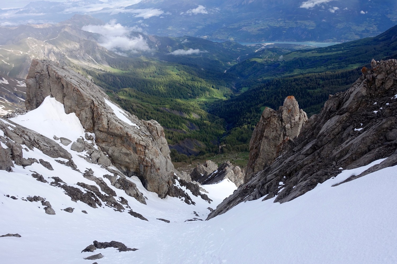 Dans le haut du couloir N.