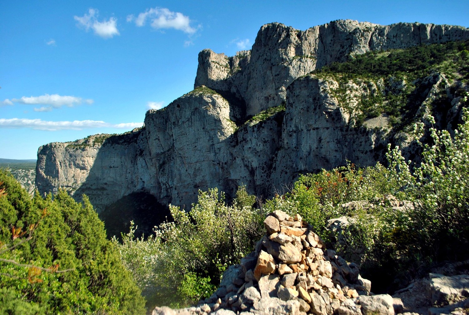 Le Roc de la Bissonne et ses parois