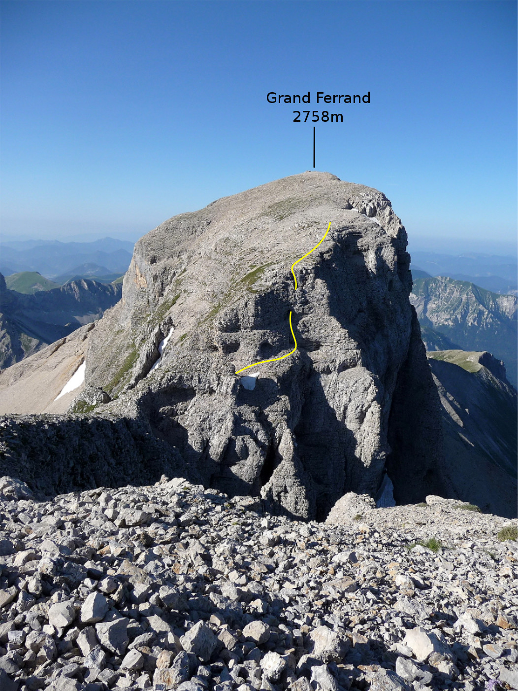 De la brêche au Grand Ferrand par le tunnel