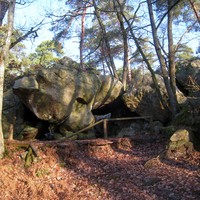 Grotte des Montussiennes (Mont Ussy, Fontainebleau)