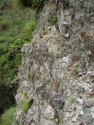 The bolts used at Amora Gedel The bolts used at Amora Gedel