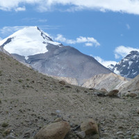 Kang Yatze I,II,III et IV vu depuis la vallée de Markha.