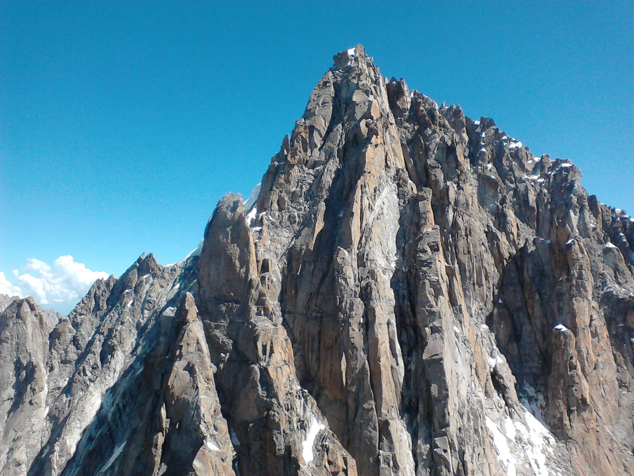 Grand Dru : Traversée des Drus - Camptocamp.org