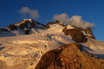 Aube sur la face N de la Meije