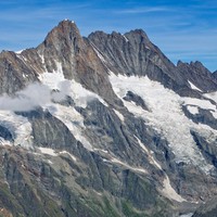 Schreckhorn - Lauteraarhorn depuis la Mittellegihütte