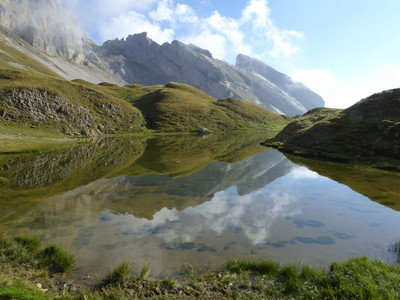 Reflet lac de Peyre Reflet lac de Peyre