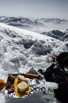 C'est pour ça qu'on monte. C'est pour ça qu'on monte.