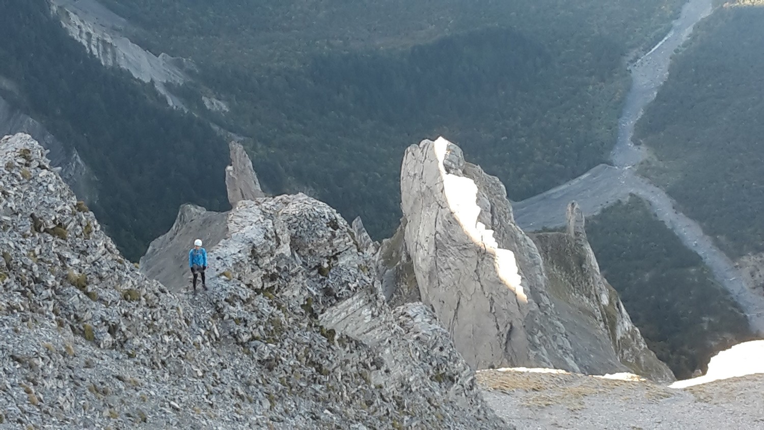 On quitte le sentier de la baronne pour monter à la cavale