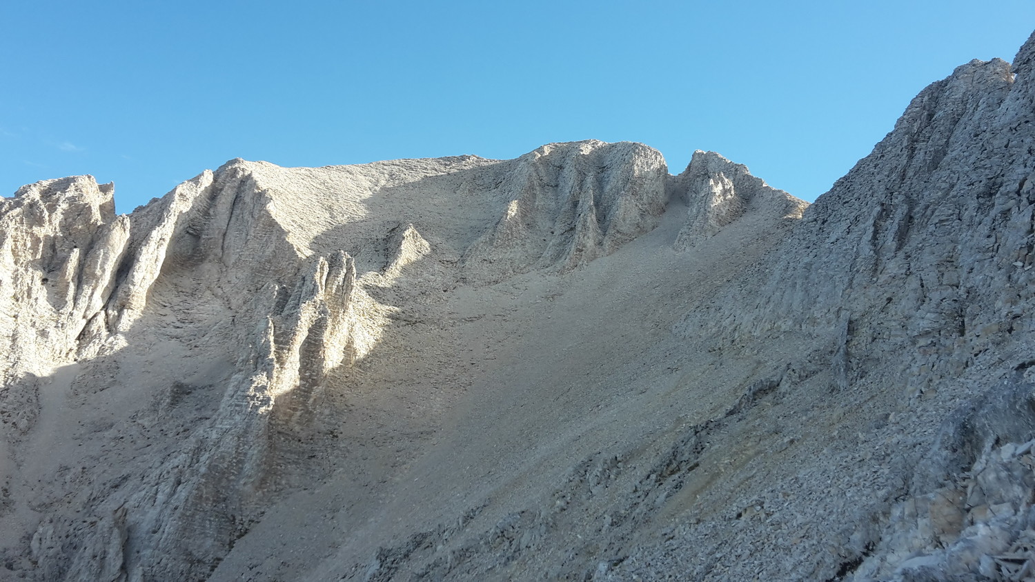 Combe d'accés final à la tete de la cavale