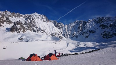 bivouac au lac du glacier d'Arsine, massif des Ecrins bivouac au lac du glacier d'Arsine, massif des Ecrins