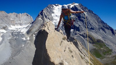 Aiguille de la Vanoise sur fond de Grande Casse Aiguille de la Vanoise sur fond de Grande Casse