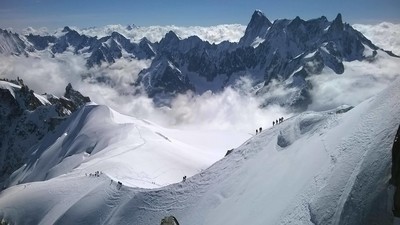Une journée en montagne . Une journée en montagne .