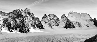 Barre des Ecrins depuis son refuge Barre des Ecrins depuis son refuge