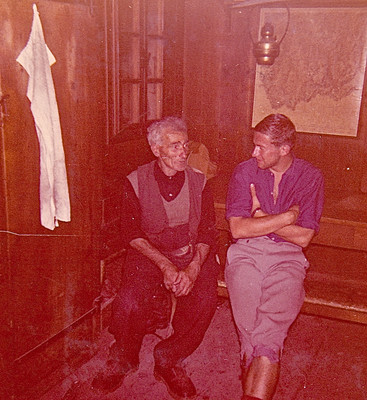 Gardien et guide à l'ancienne Gardien et guide à l'ancienne
